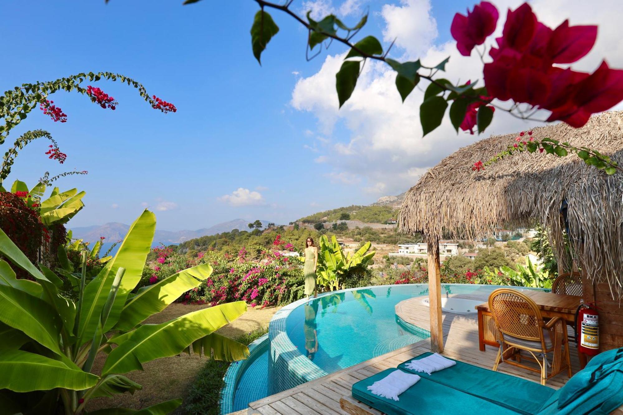 Seaview Faralya Hotel Exterior photo